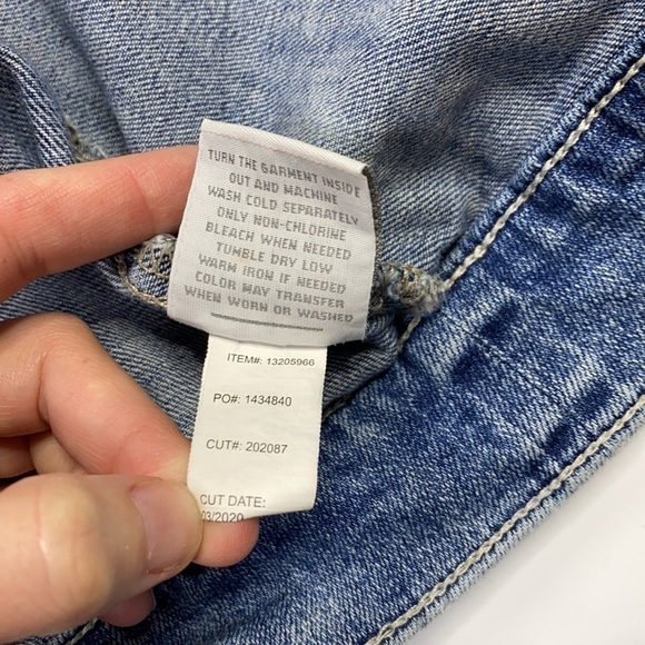 Torrid First At Fit Denim Jean Vest Size 2 - Picture 5 of 5